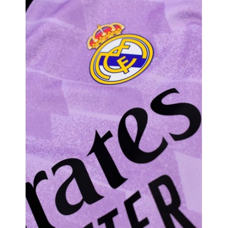 Real Madrid Conjunto Niño Camiseta y Pantalón Segunda Equipación de la  Temporada 2023-2024 - Replica Oficial